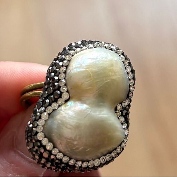 Vintage Statement Pearl Baroque Cocktail ring. - Picture 5 of 9
